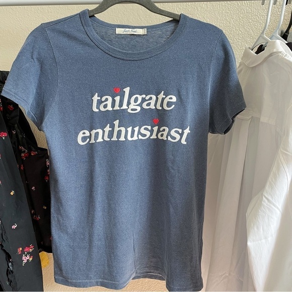 Junk Food Tailgate Enthusiast Crew Neck T- shirt - Picture 3 of 5